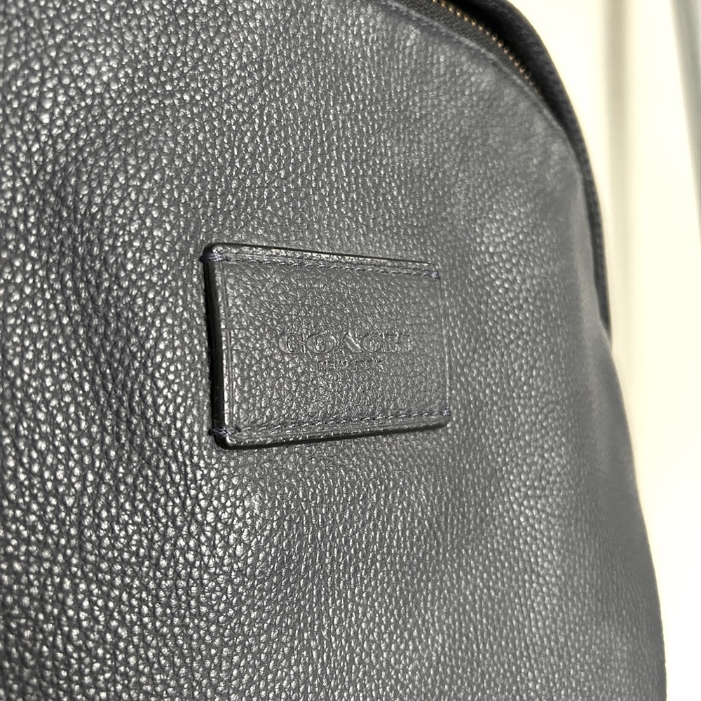 Coach Men’s Navy Blue Pebbled Leather Campus Backpack XL - Picture 4 of 6